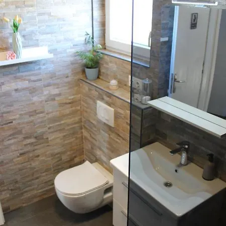 Cozy Corners Апартаменты Нин