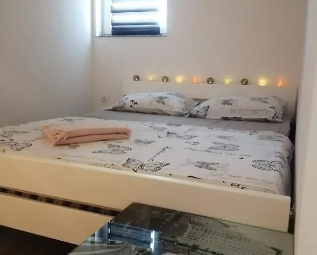 Cozy Corners *