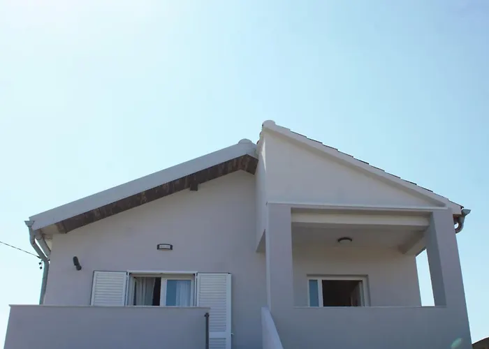 Cozy Corners נין
